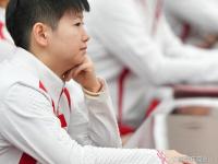 星空体育中国官网-马龙流利英语仍进修！被偶遇学私教课，孙颖莎晒学士照，樊振东闭关一月的简单介绍